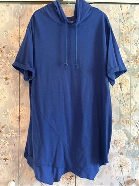 Casual Blue Hooded Short-Sleeve Tunic